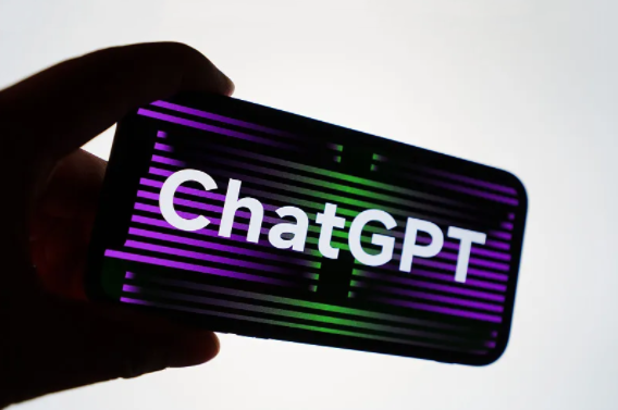 ChatGPT推出新功能:可在对话中调用不同的自定义聊天机器人